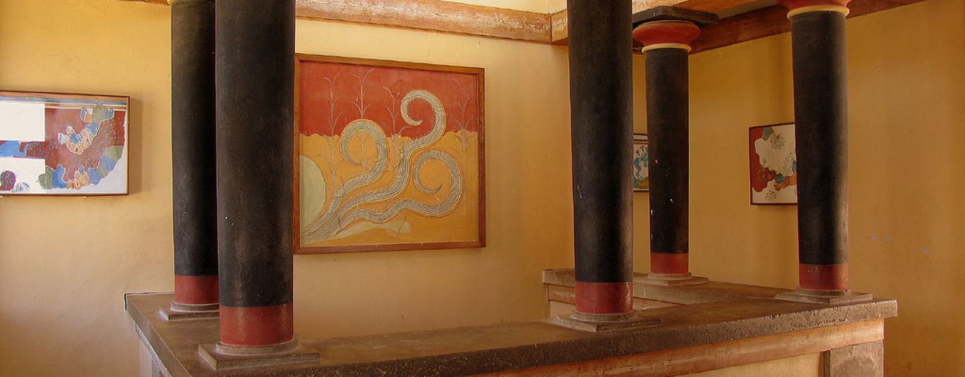 Knossos Palace